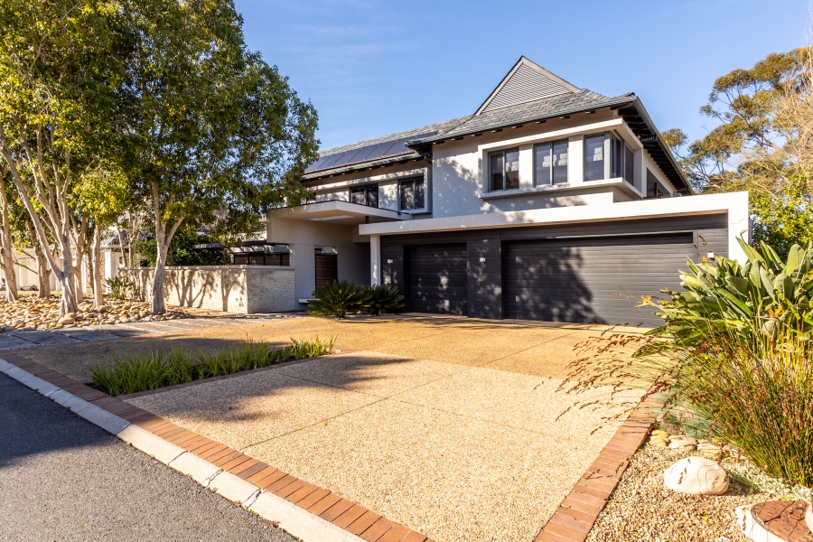 4 Bedroom Property for Sale in Pearl Valley at Val de Vie Western Cape